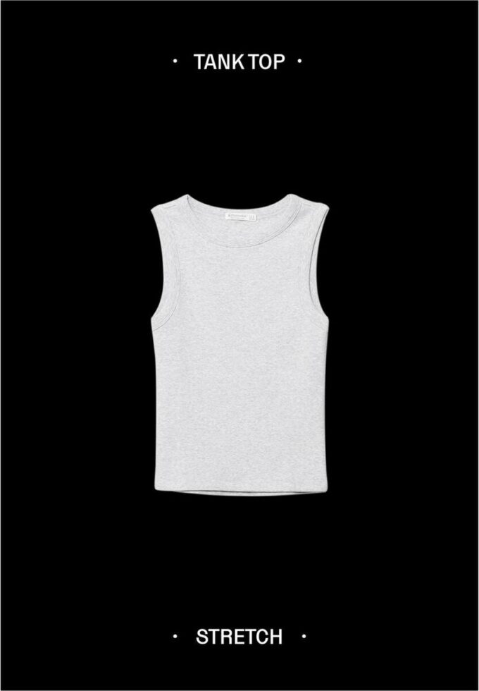 B04 Haut moulant basique sans manches