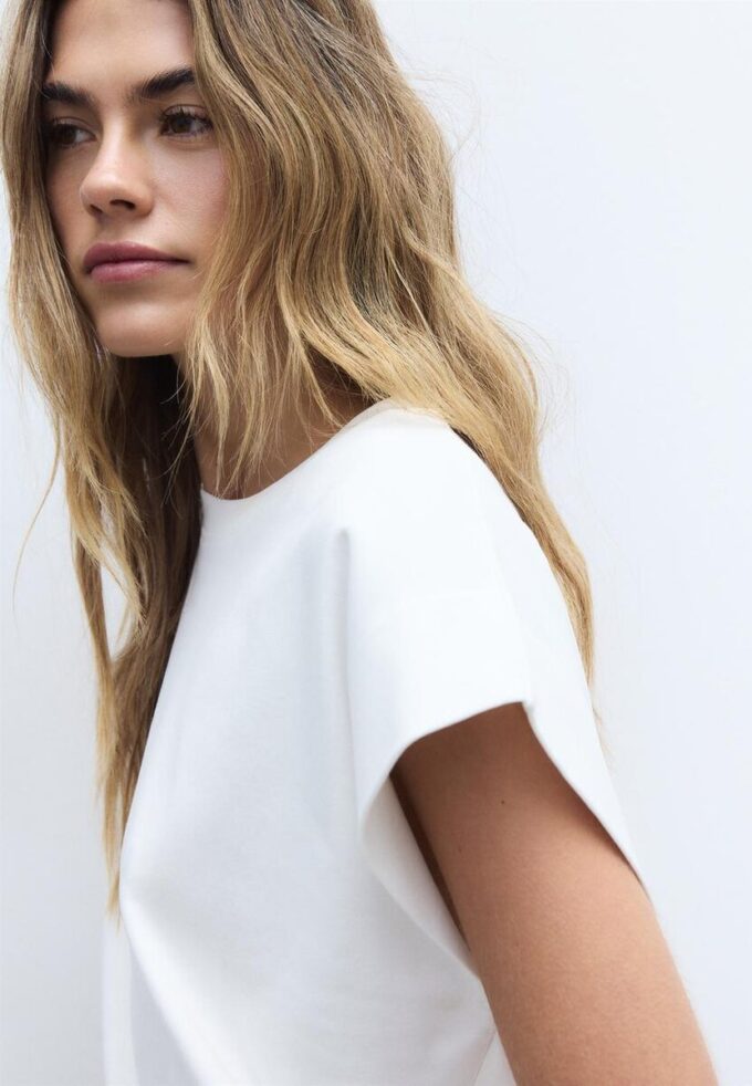 B06 T-shirt basique à épaules tombantes B06 T-shirt basique à épaules tombantes