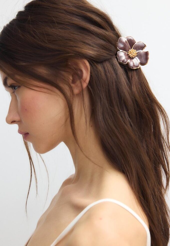 Barrette à cheveux fleur métallisée