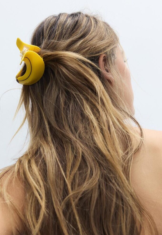 Barrette en forme de banane