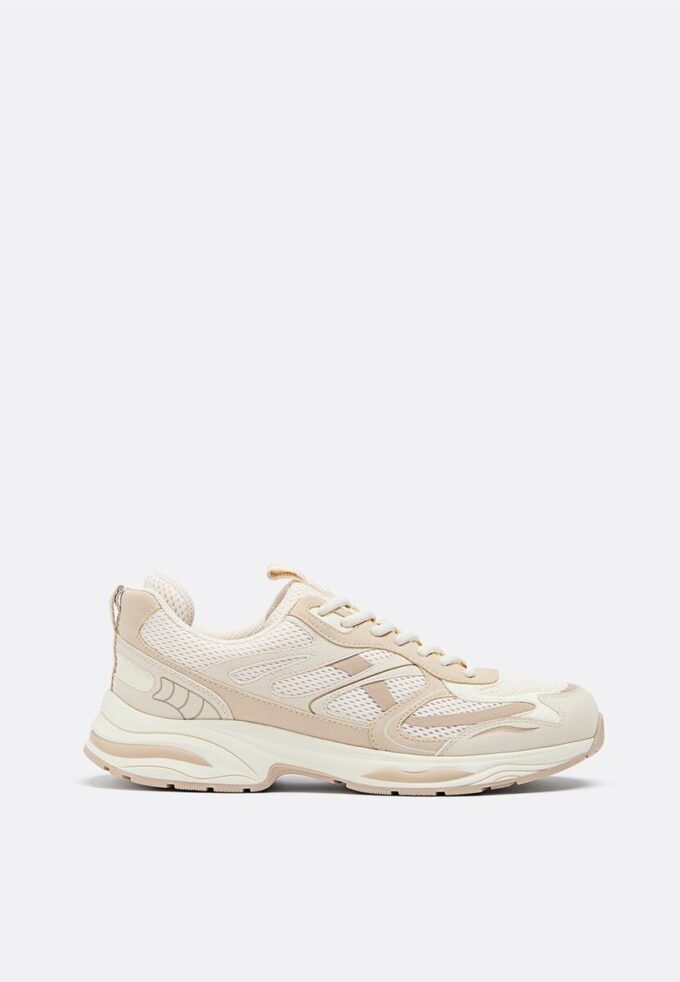 Baskets avec détail