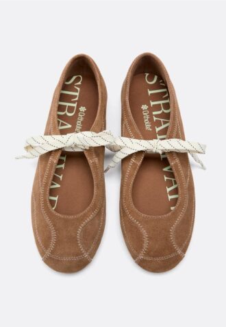 Baskets en cuir à nœud