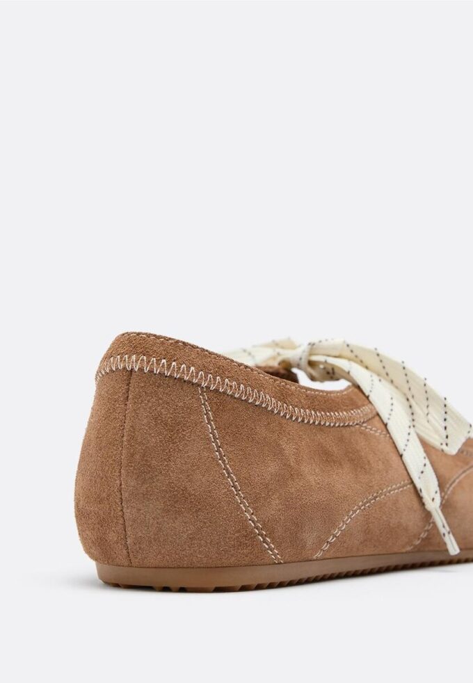 Baskets en cuir à nœud