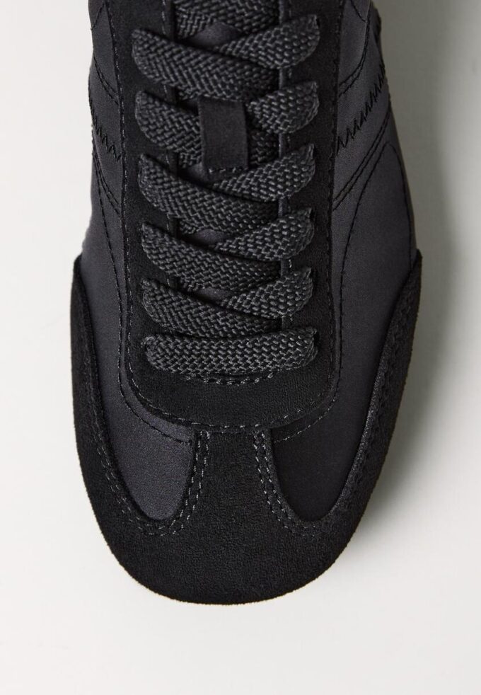 Baskets à semelle fine effet satin