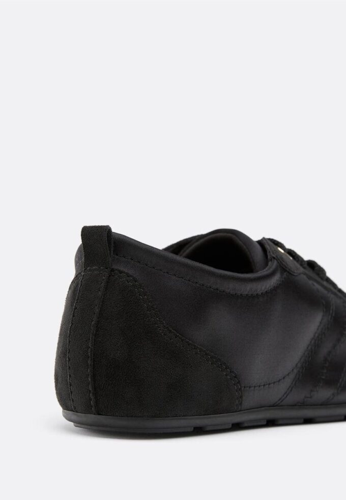 Baskets à semelle fine effet satin