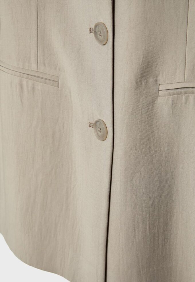 Blazer ajusté à 3 boutons Blazer ajusté à 3 boutons