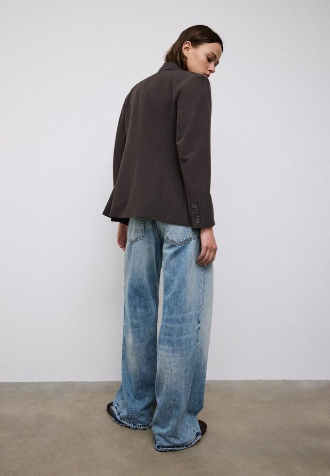 Blazer ajusté boutonné Blazer ajusté boutonné