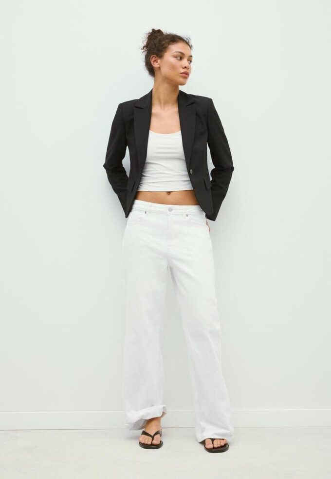 Blazer court Blazer court