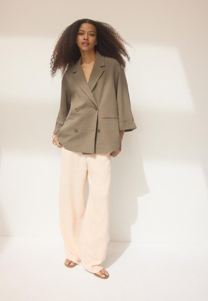 Blazer fluide à double boutonnage Blazer fluide à double boutonnage