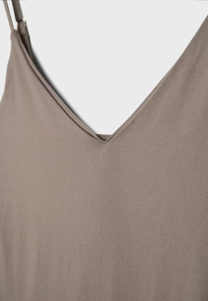 Body à bretelles et col en V Body à bretelles et col en V