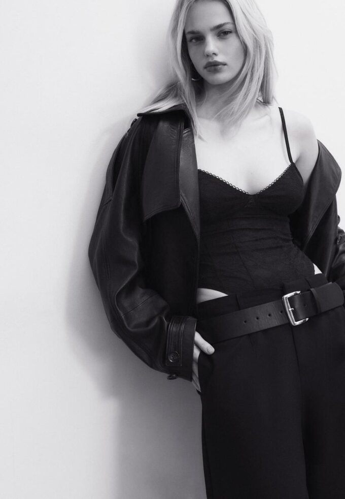 Body en dentelle à bretelles