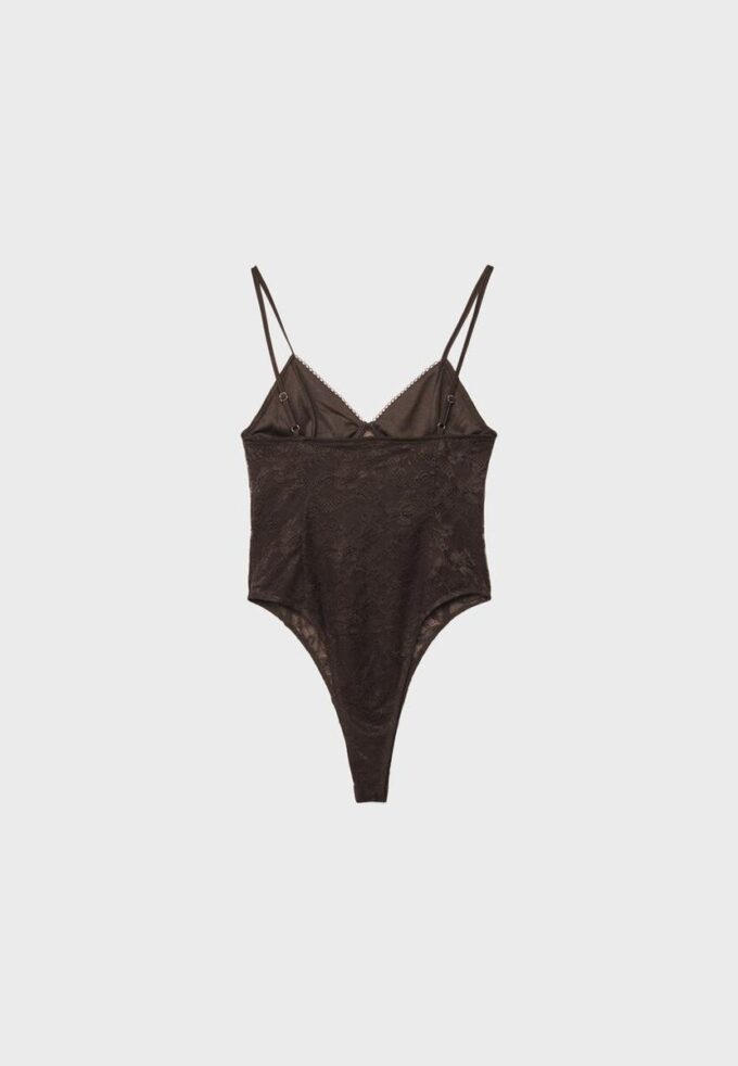 Body en dentelle à bretelles