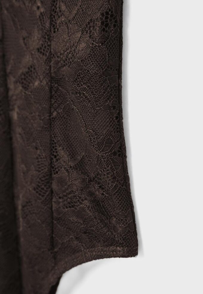 Body en dentelle à bretelles