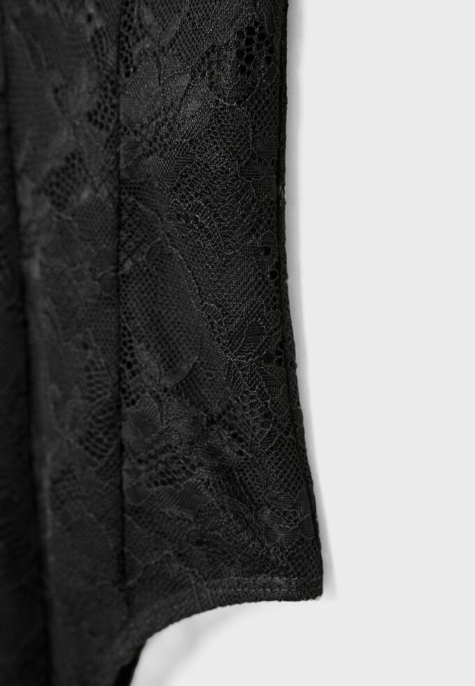Body en dentelle à bretelles