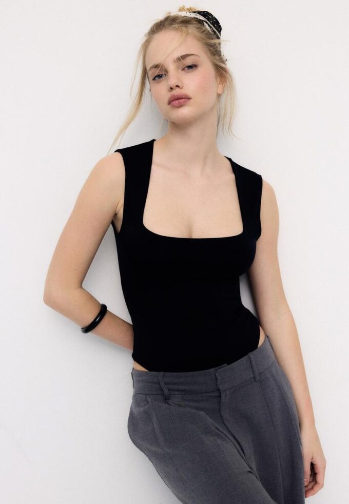 Body en polyamide à encolure carrée