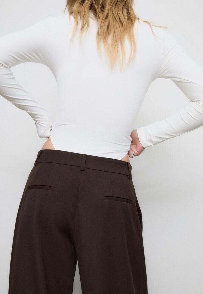 Body en polyamide à encolure carrée