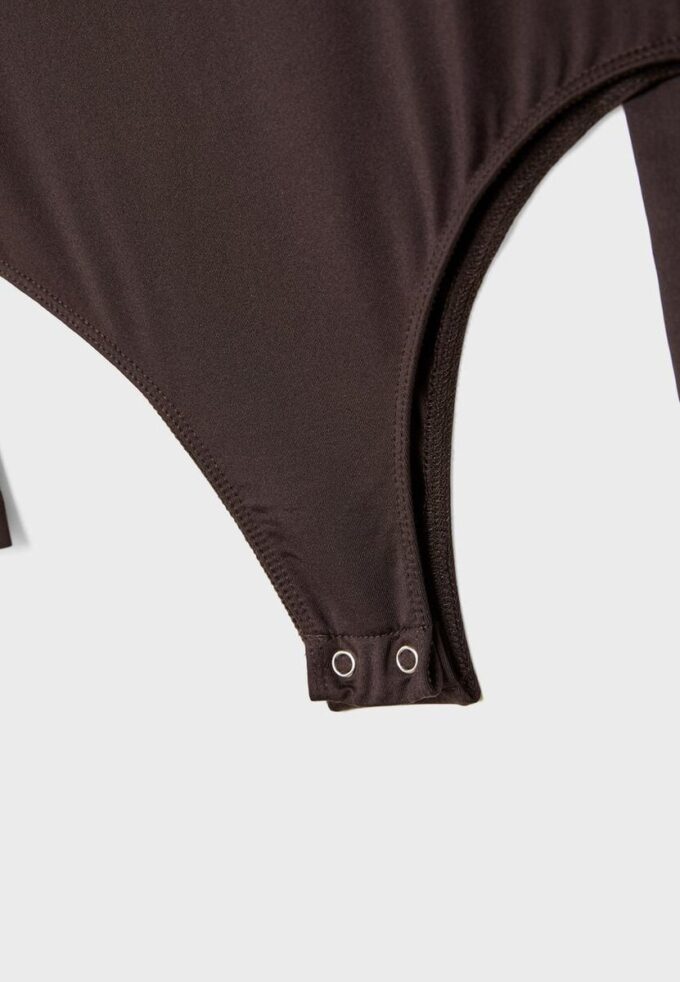 Body en polyamide à encolure carrée