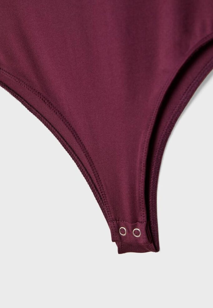 Body en polyamide à encolure carrée