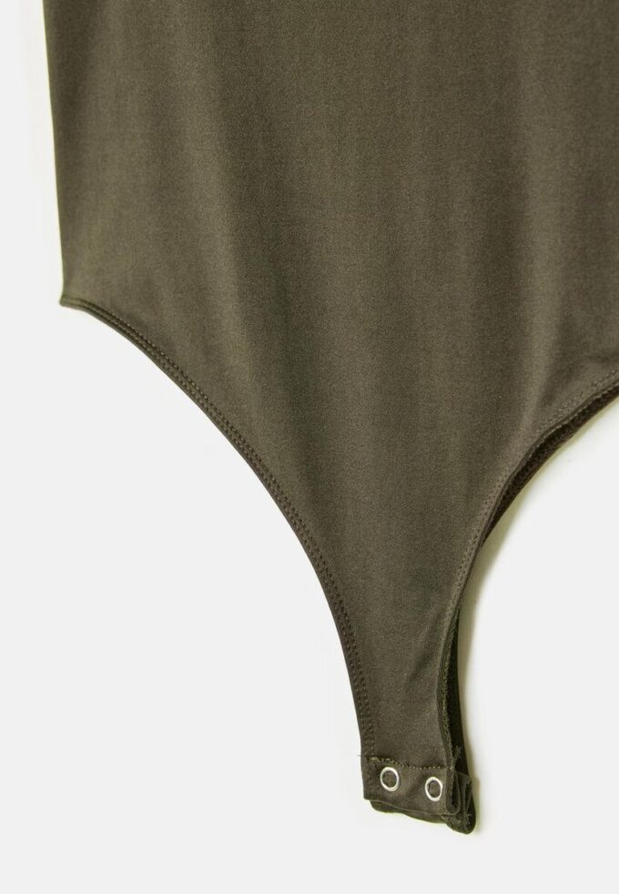 Body en polyamide à encolure carrée