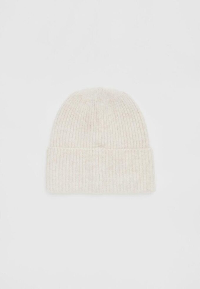 Bonnet côtelé avec plaque