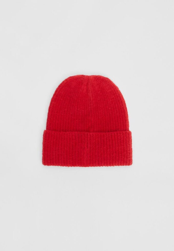 Bonnet côtelé avec plaque