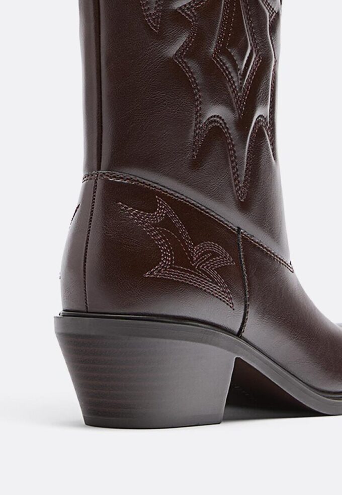 Bottes de cowboy à talons Bottes de cowboy à talons