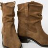 Bottines en cuir de style cowboy slouchy Bottines en cuir de style cowboy slouchy