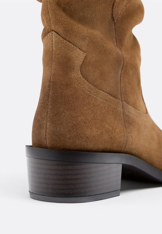 Bottines en cuir de style cowboy slouchy Bottines en cuir de style cowboy slouchy