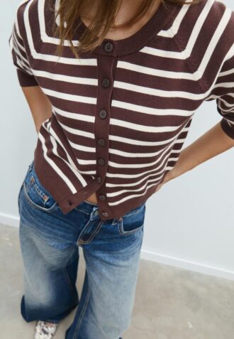 Cardigan en maille boutonné à manches raglan