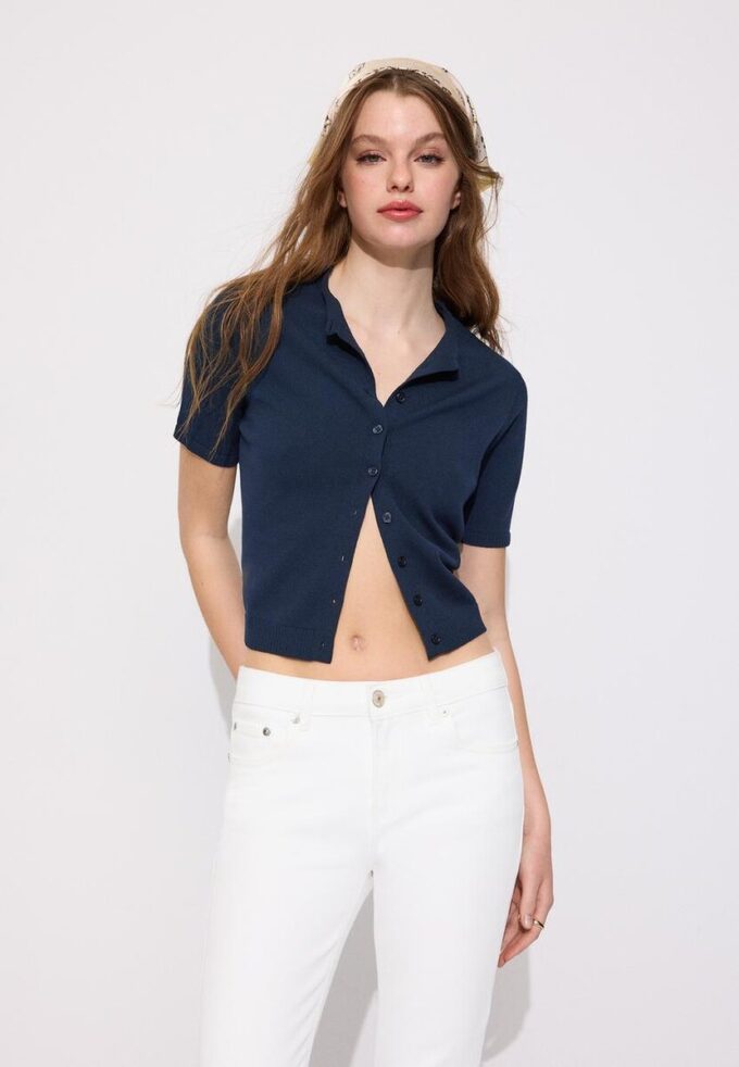 Cardigan en maille à col montant et boutons Cardigan en maille à col montant et boutons