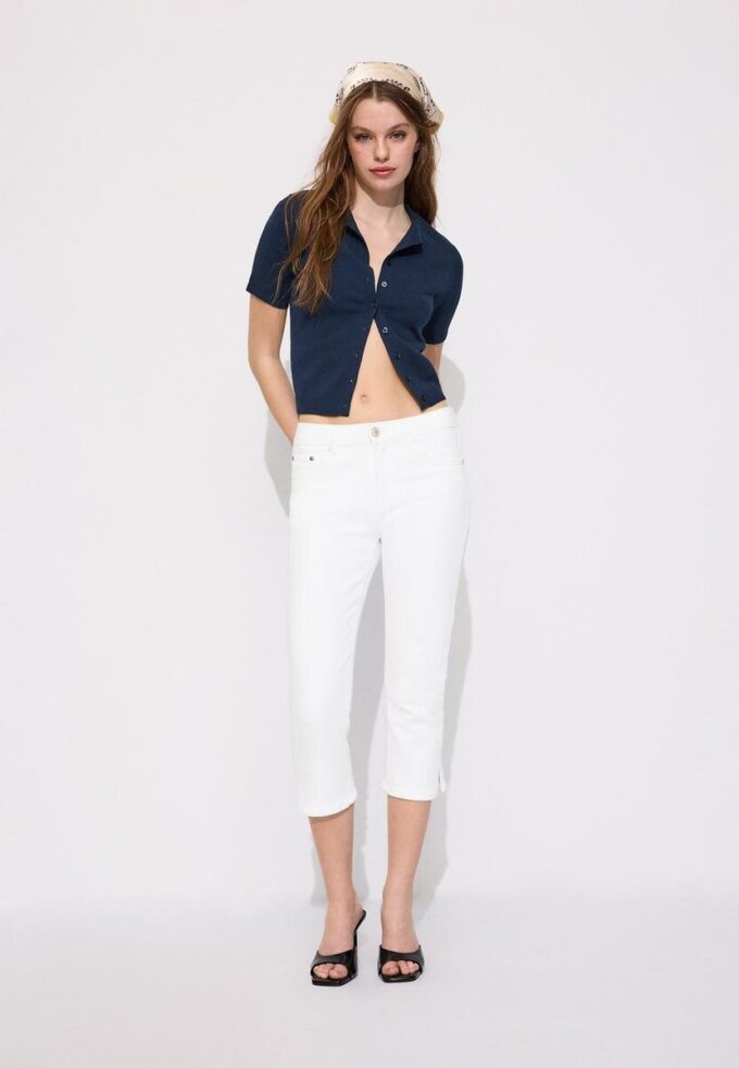 Cardigan en maille à col montant et boutons Cardigan en maille à col montant et boutons