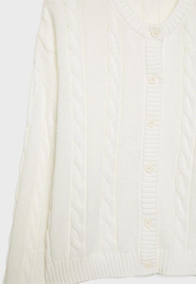 Cardigan en maille torsadée boutonné Cardigan en maille torsadée boutonné