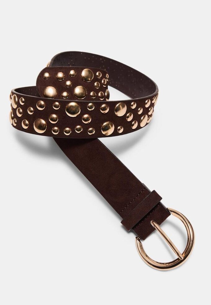 Ceinture à clous multiples irréguliers