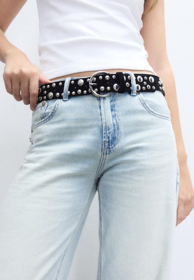 Ceinture à clous multiples irréguliers Ceinture à clous multiples irréguliers