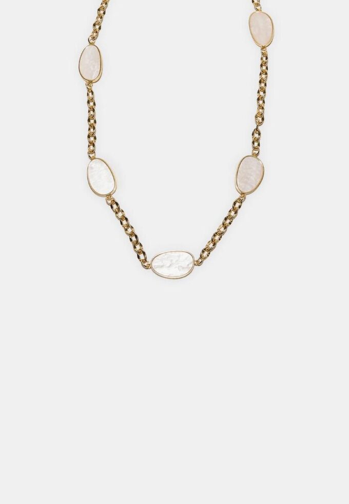 Ceinture en métal avec pierres colorées et chaîne