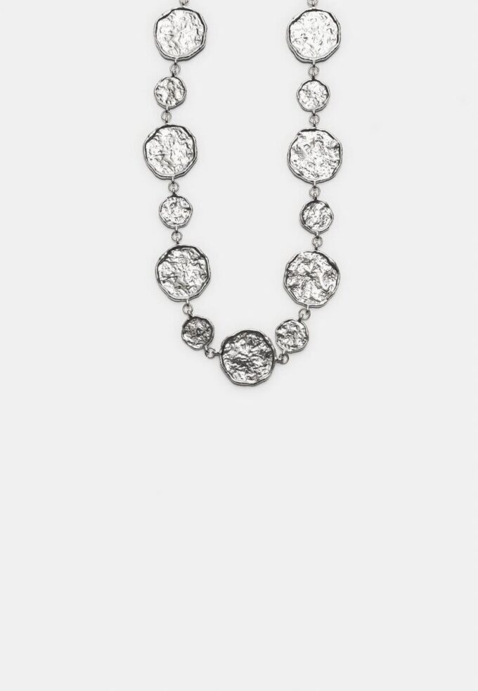 Ceinture en métal avec plaques rondes