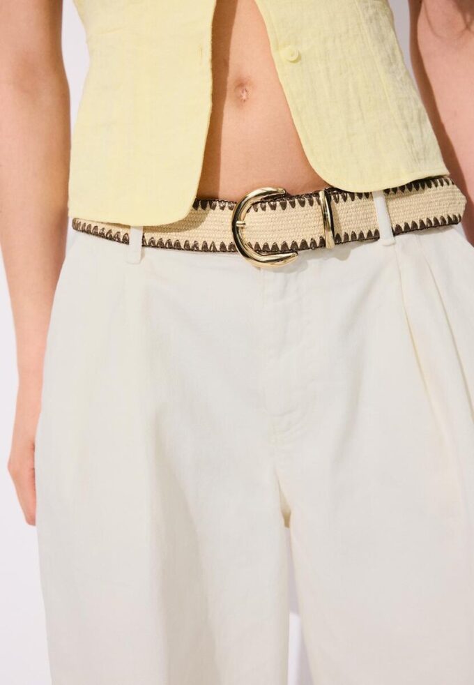 Ceinture en raphia avec surpiqûres