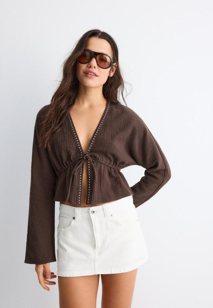 Chemise ajourée cloutée Chemise ajourée cloutée