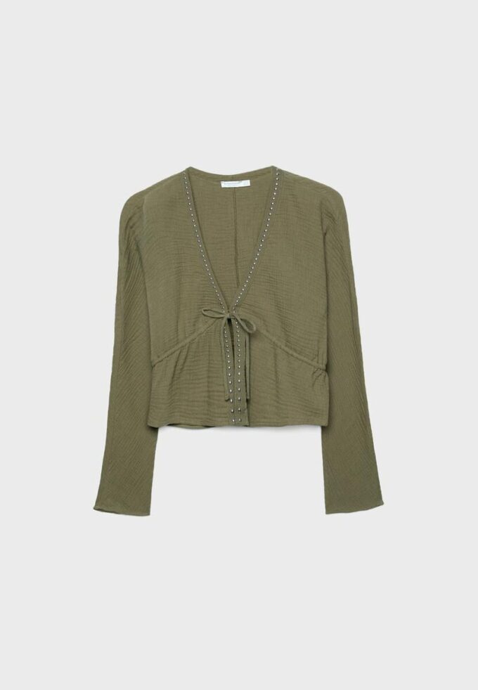 Chemise ajourée cloutée