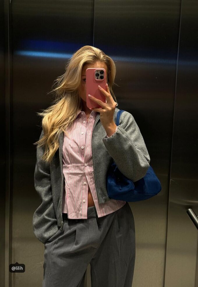 Chemise ajustée avec couture sous la poitrine