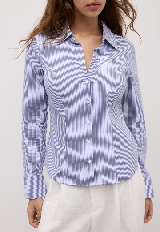 Chemise ajustée basique à rayures Chemise ajustée basique à rayures