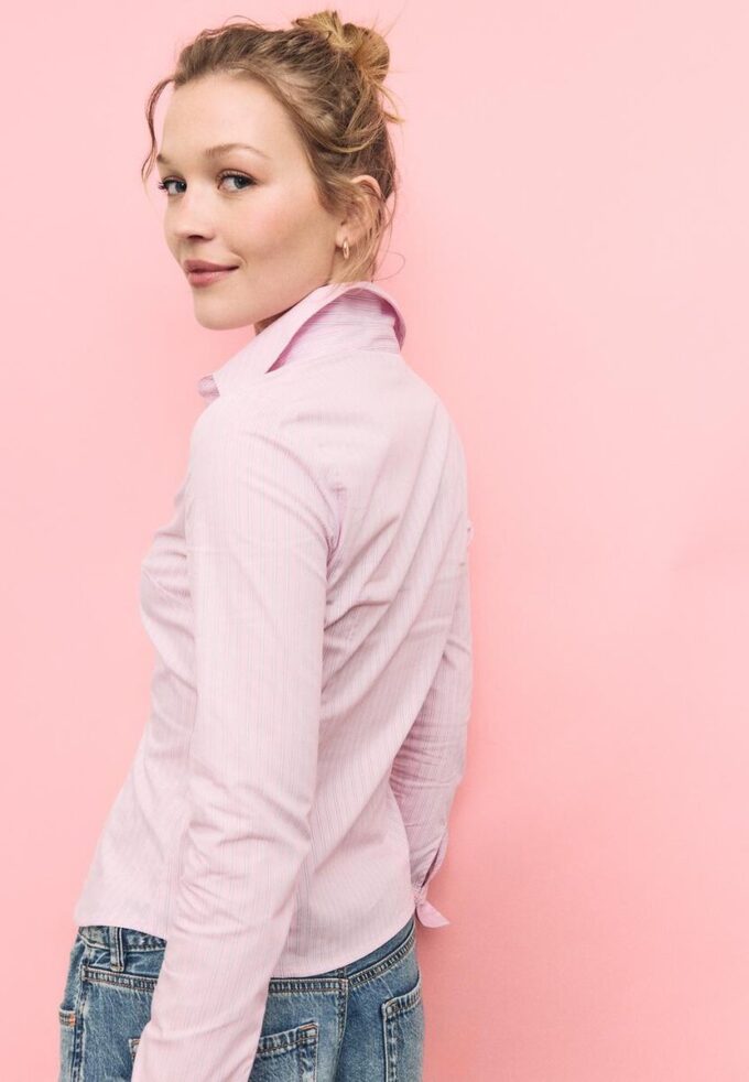 Chemise ajustée basique à rayures