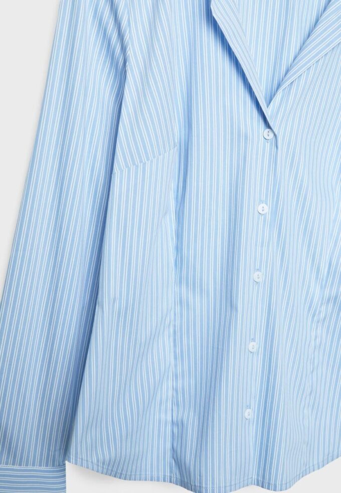 Chemise ajustée basique à rayures