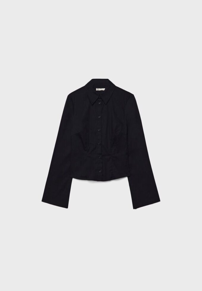 Chemise ajustée à manches fluides Chemise ajustée à manches fluides