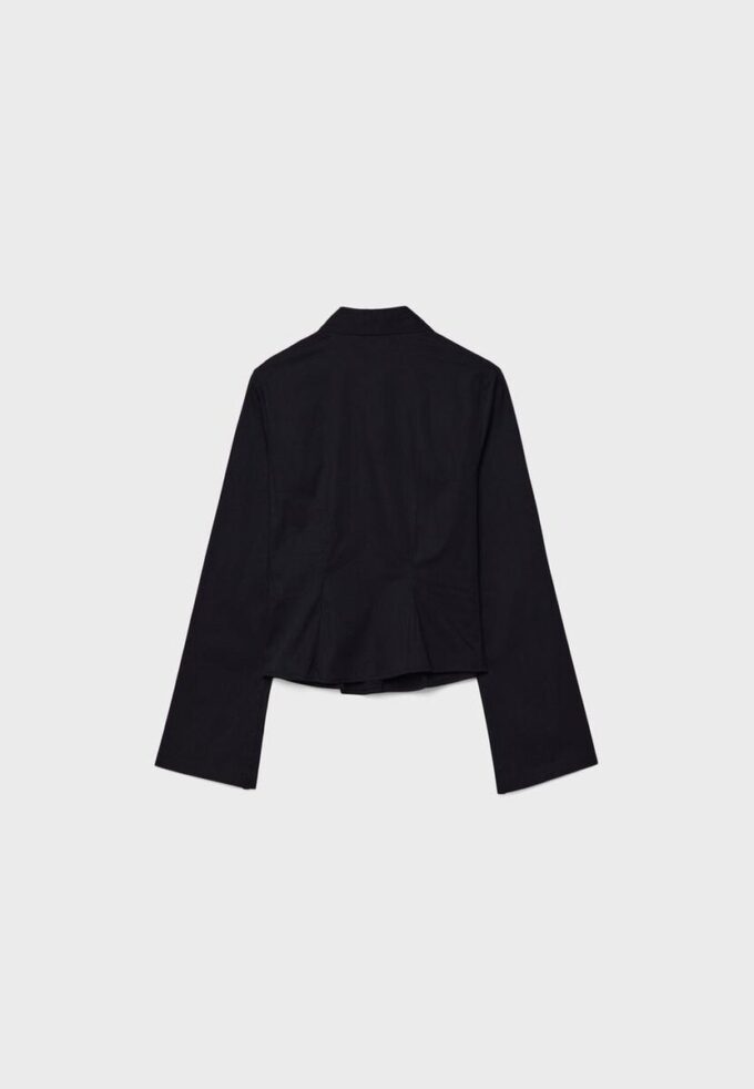 Chemise ajustée à manches fluides Chemise ajustée à manches fluides