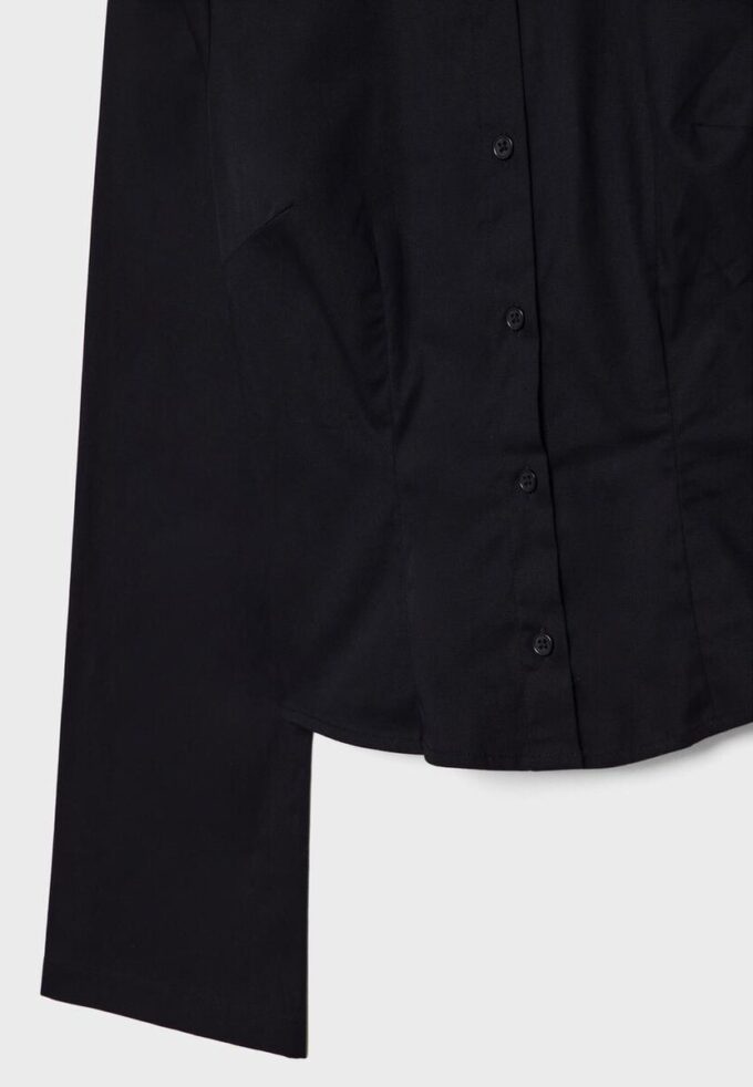 Chemise ajustée à manches fluides Chemise ajustée à manches fluides