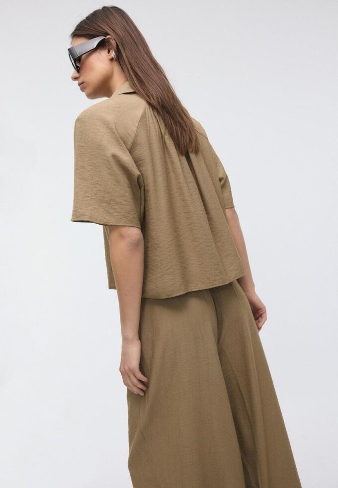 Chemise fluide boutonnée