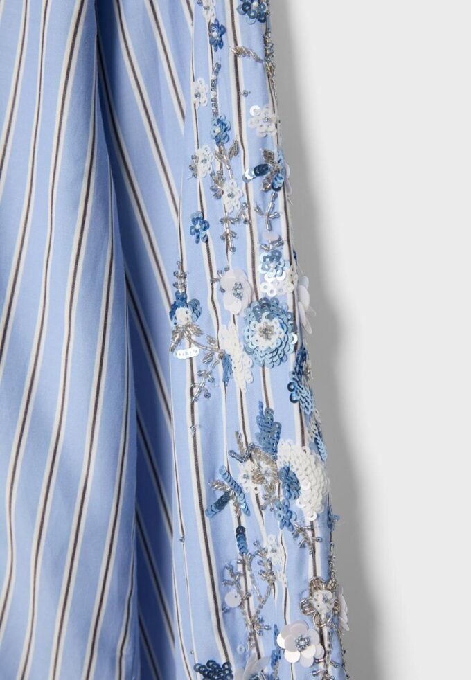 Chemise à manches brodées Chemise à manches brodées