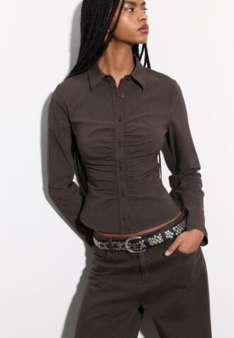 Chemise unie froncée