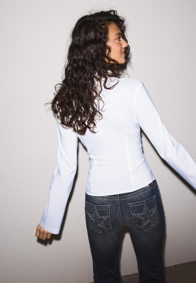 Chemise unie froncée